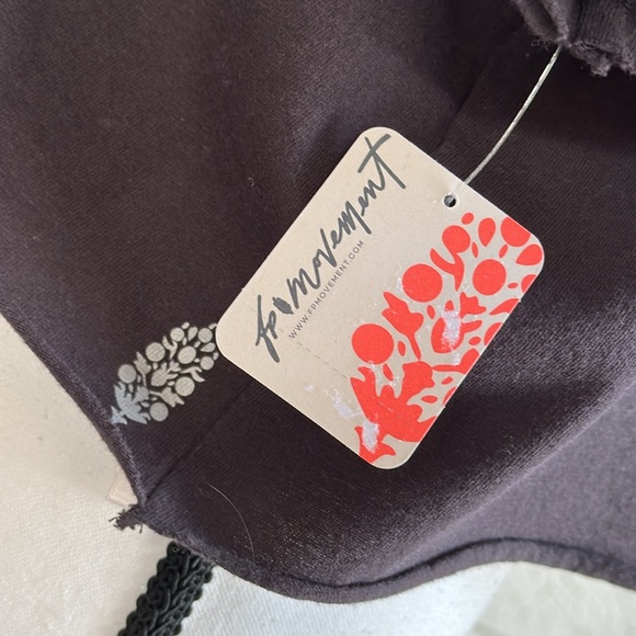 NWT FP Movement Inspire Logo Tee in Black Combo - Picture 10 of 12